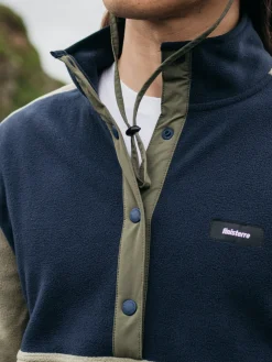 Hot Finisterre Men's Axiom 1/4 Snap Fleece WillowGreen/Navy/Olive