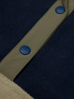 Hot Finisterre Men's Axiom 1/4 Snap Fleece WillowGreen/Navy/Olive