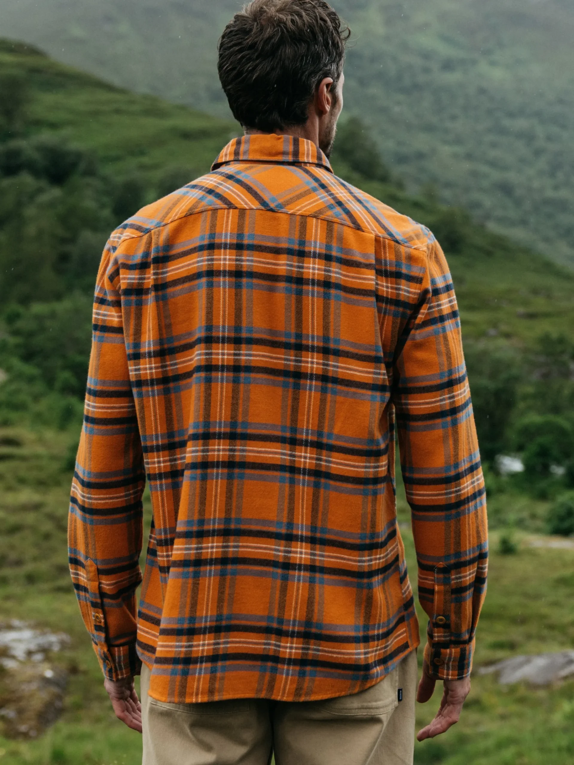 New Finisterre Men's Beardsmore Shirt HarvestGoldCheck
