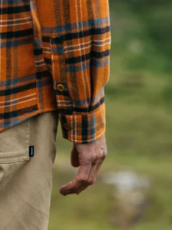 New Finisterre Men's Beardsmore Shirt HarvestGoldCheck