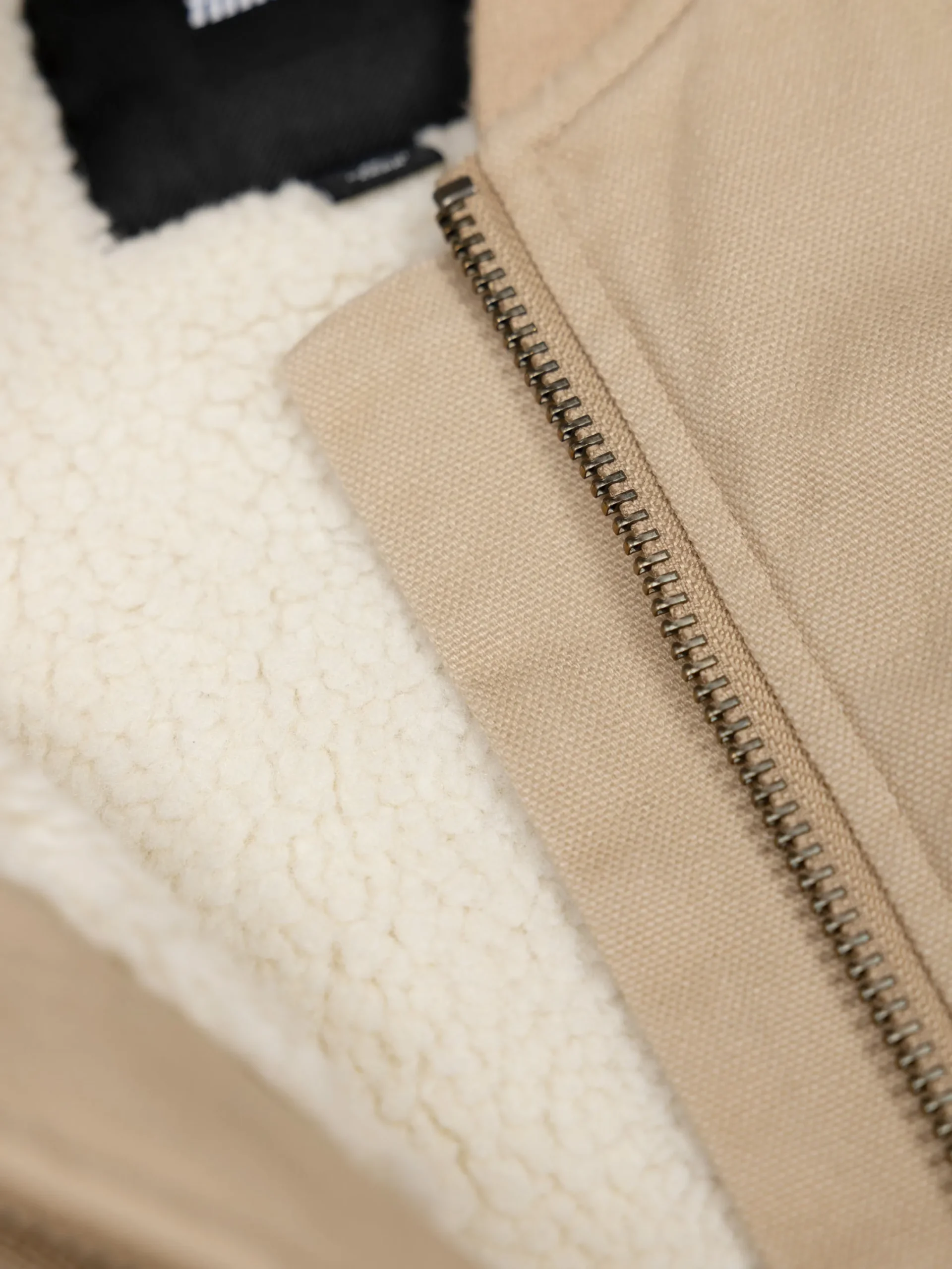 Discount Finisterre Men's Berings Vest Flint
