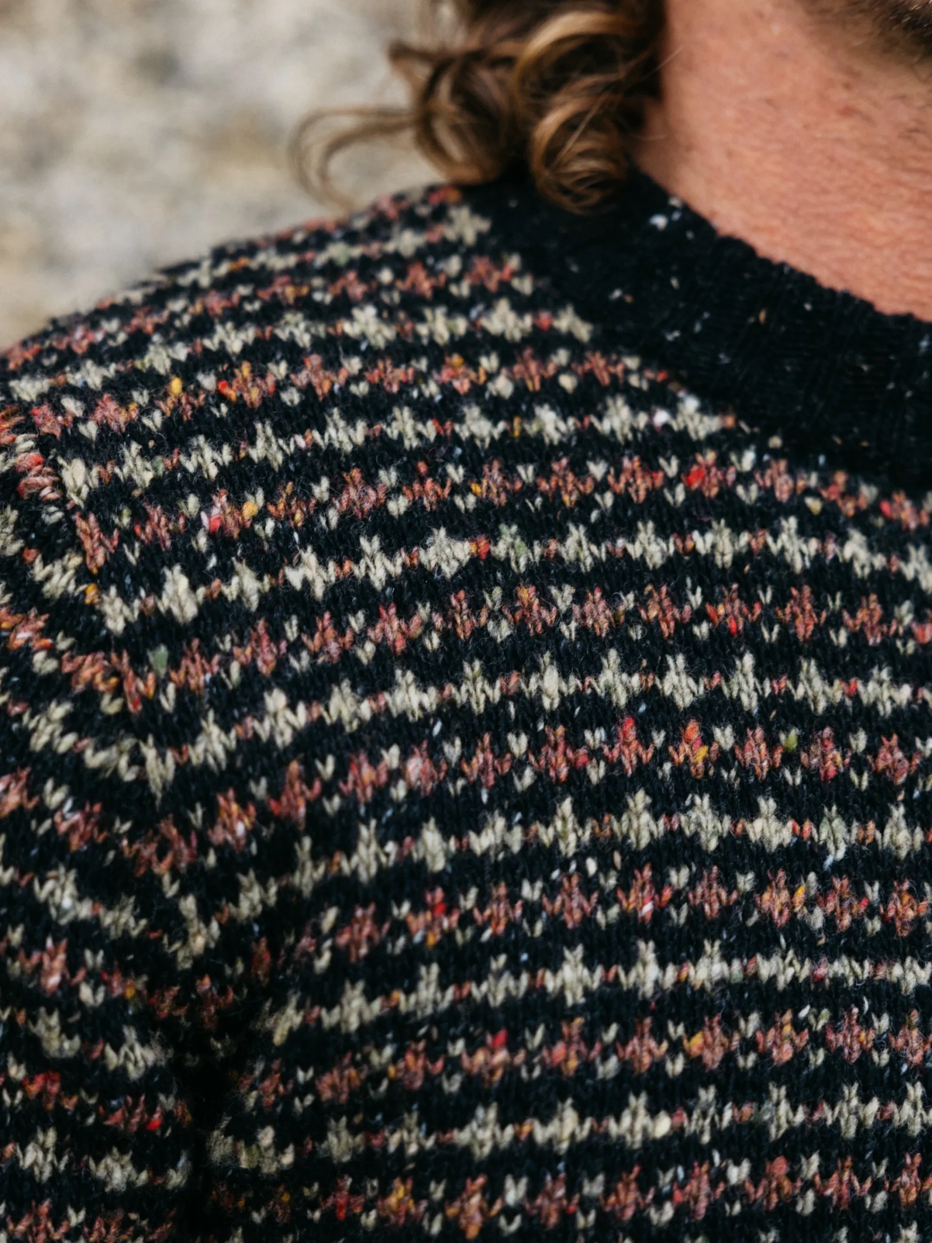 New Finisterre Men's Bowers Sweater Black/Rosewood/WillowGreen