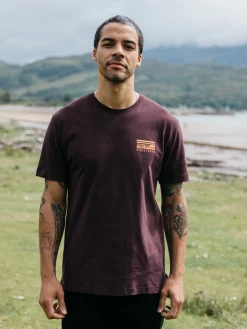Online Finisterre Men's Cape T-Shirt BlackCherry