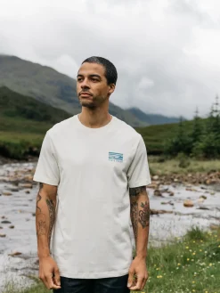 Best Sale Finisterre Men's Cape T-Shirt Ecru