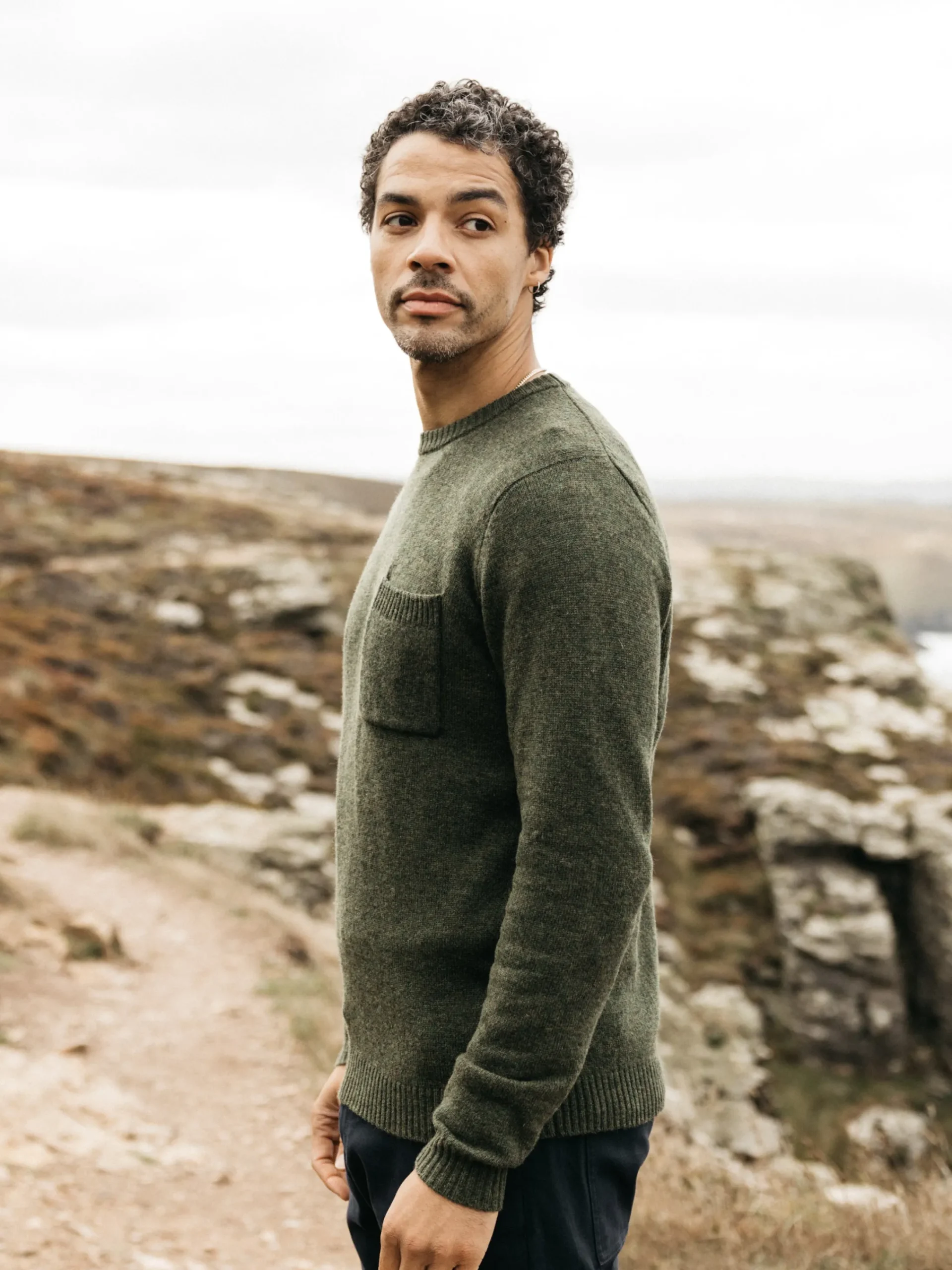 Clearance Finisterre Men's Cavan Pocket Knit Sweater Olive