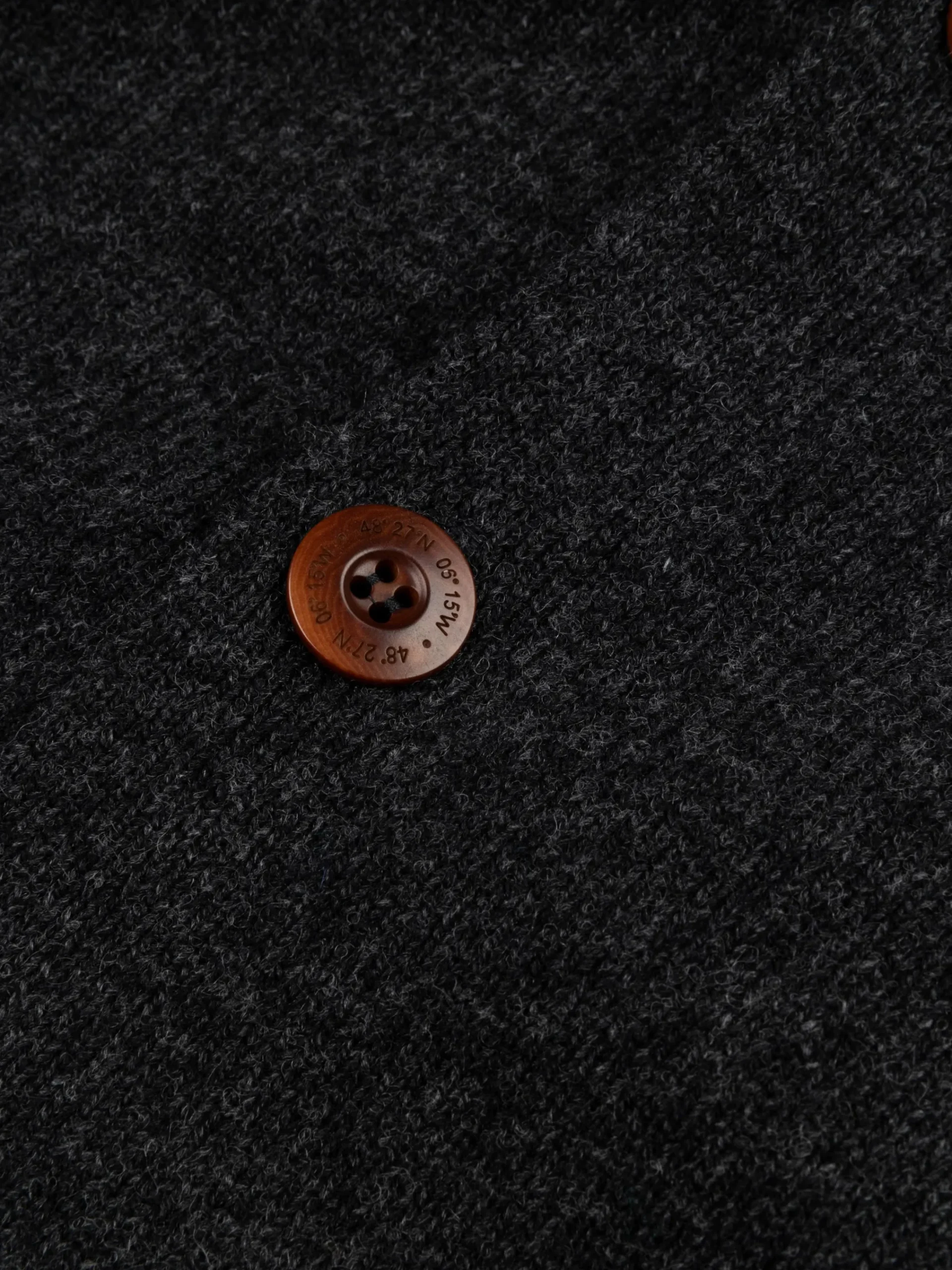 Outlet Finisterre Men's Columba Cardigan Raven