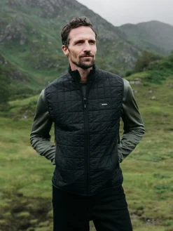 Store Finisterre Men's Firecrest Insulated Vest Black