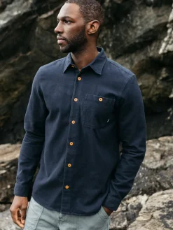 Best Finisterre Men's Gylly Shirt NavyDobby