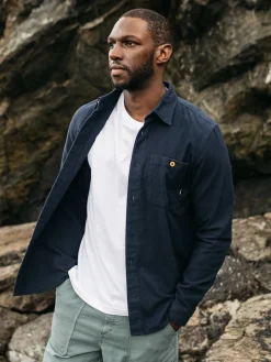 Best Finisterre Men's Gylly Shirt NavyDobby
