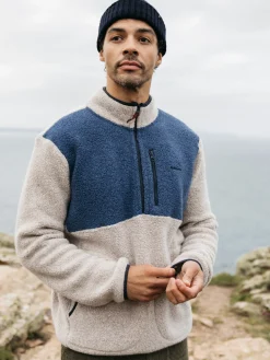 Discount Finisterre Men's Hegen 1/4 Zip Wool Fleece CoastalFjord/Oatmeal
