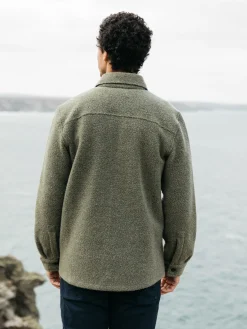 Store Finisterre Men's Hegen Fleece Shirt WillowGreen