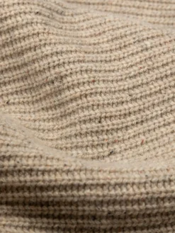 Hot Finisterre Men's Mora Knit Sweater Oatmeal