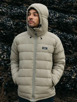 Store Finisterre Men's Nebulas Insulated Jacket WillowGreen