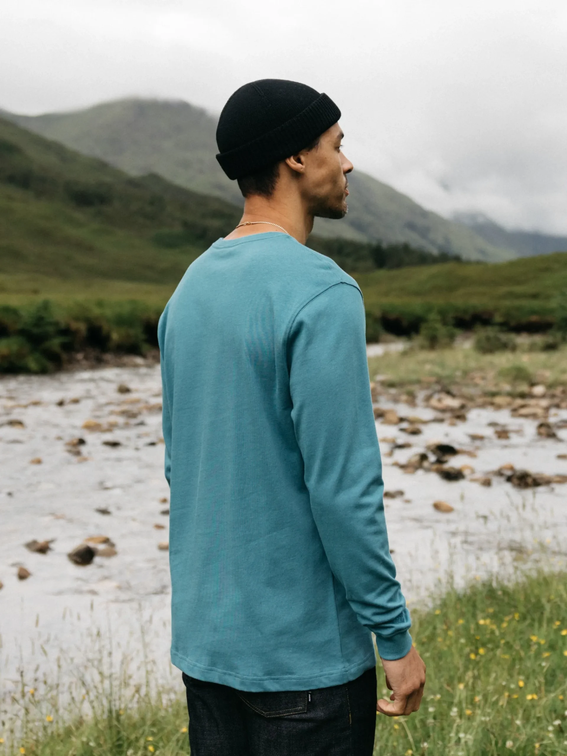 Cheap Finisterre Men's Orca Recycled Pocket Long Sleeve T-Shirt OceanStorm