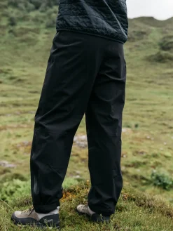 Store Finisterre Men's Rainbird Waterproof Pants Black