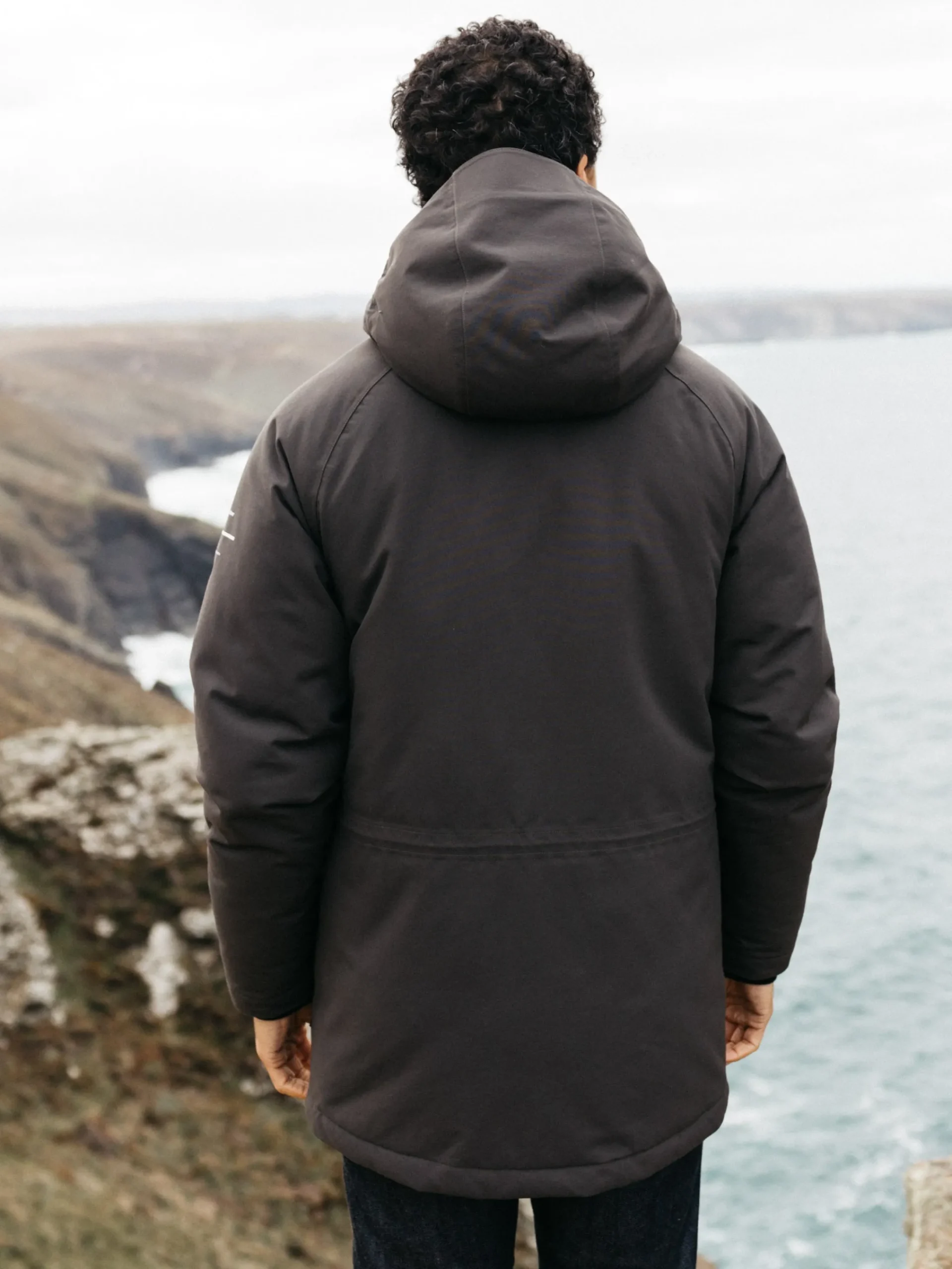 Outlet Finisterre Men's Vellus Parka Jacket Raven
