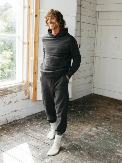Best Finisterre Men's Zawn Jogger Raven