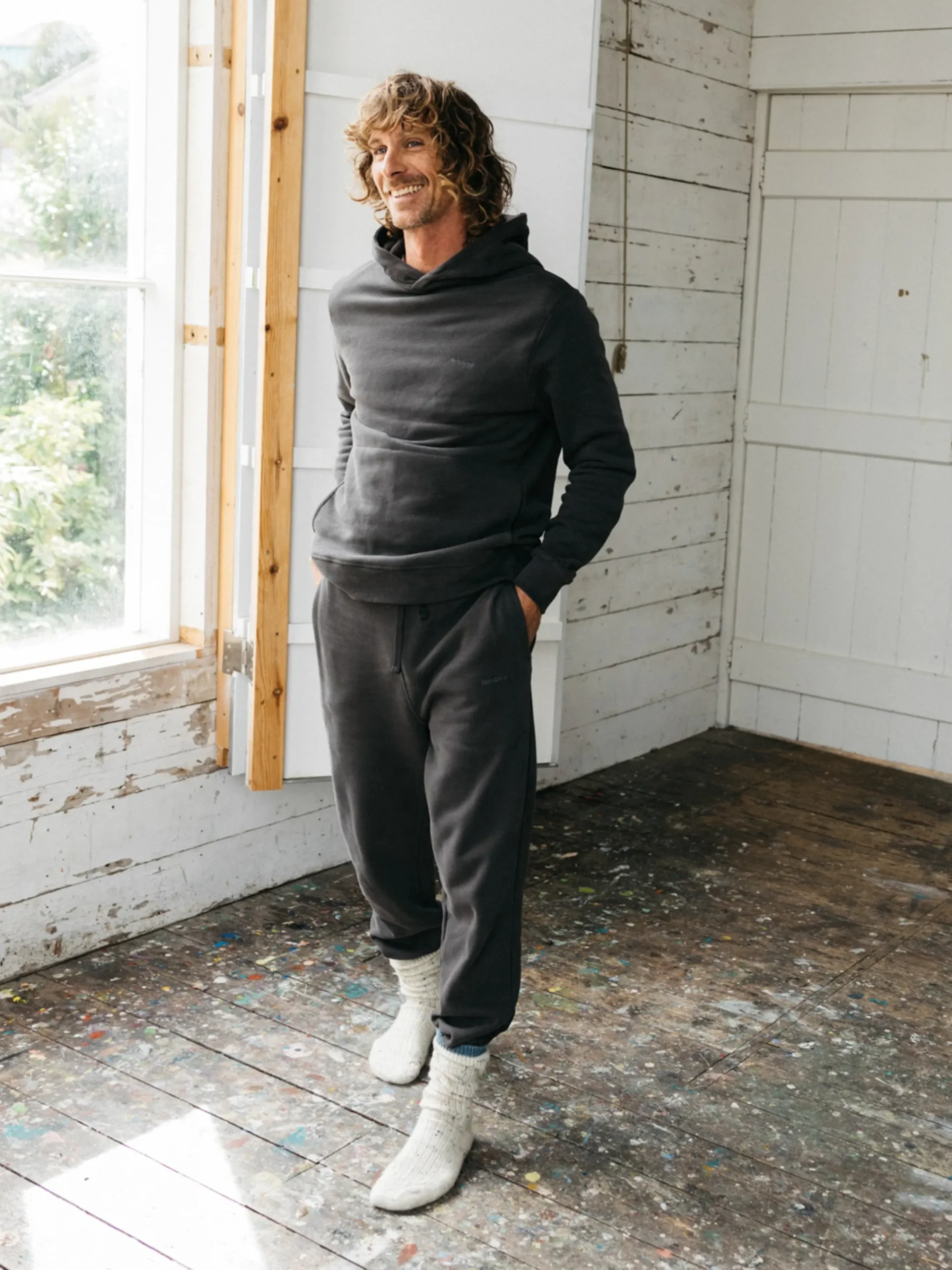 Best Finisterre Men's Zawn Jogger Raven