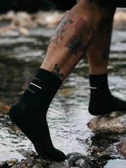 Discount Finisterre Nieuwland 3mm Yulex® Swim Sock Black