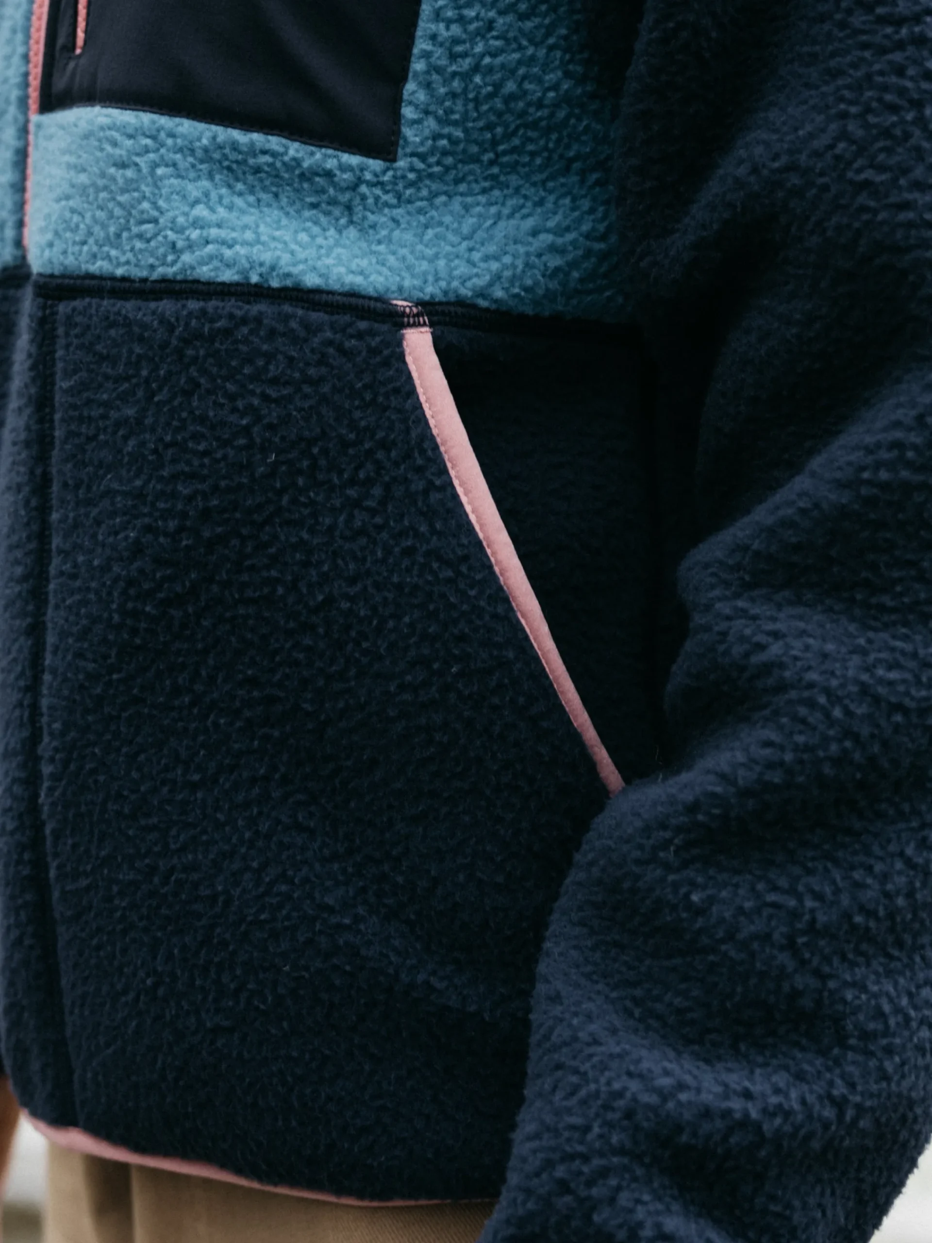Outlet Finisterre Women's Bolster 1/4 Zip Fleece Navy/OceanStorm/HeatherMist