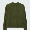 Store Finisterre Women's Cavan Ribbed Knit Sweater Olive