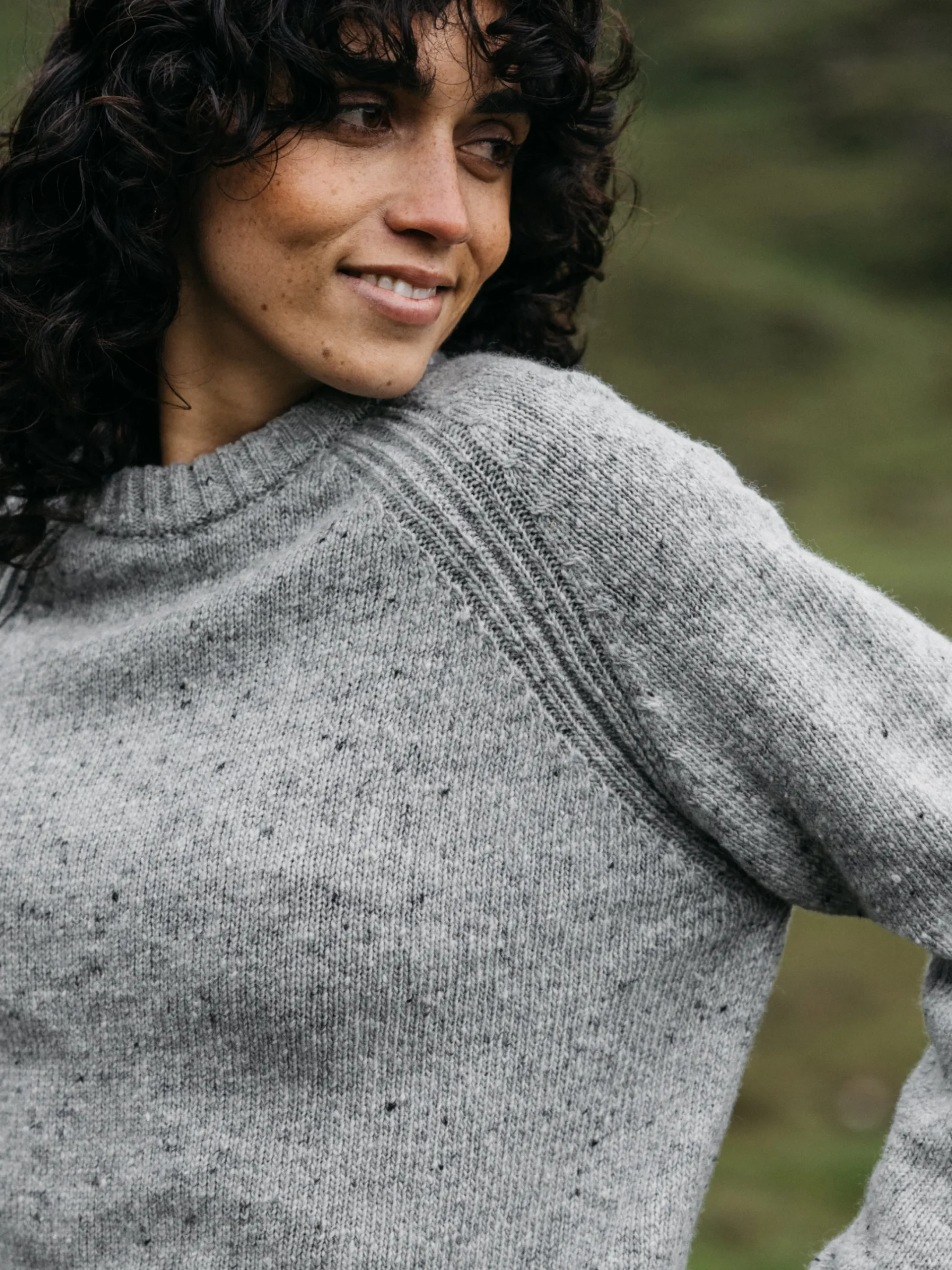 Fashion Finisterre Women's Farne Crew Neck Knit Sweater GreyMarl