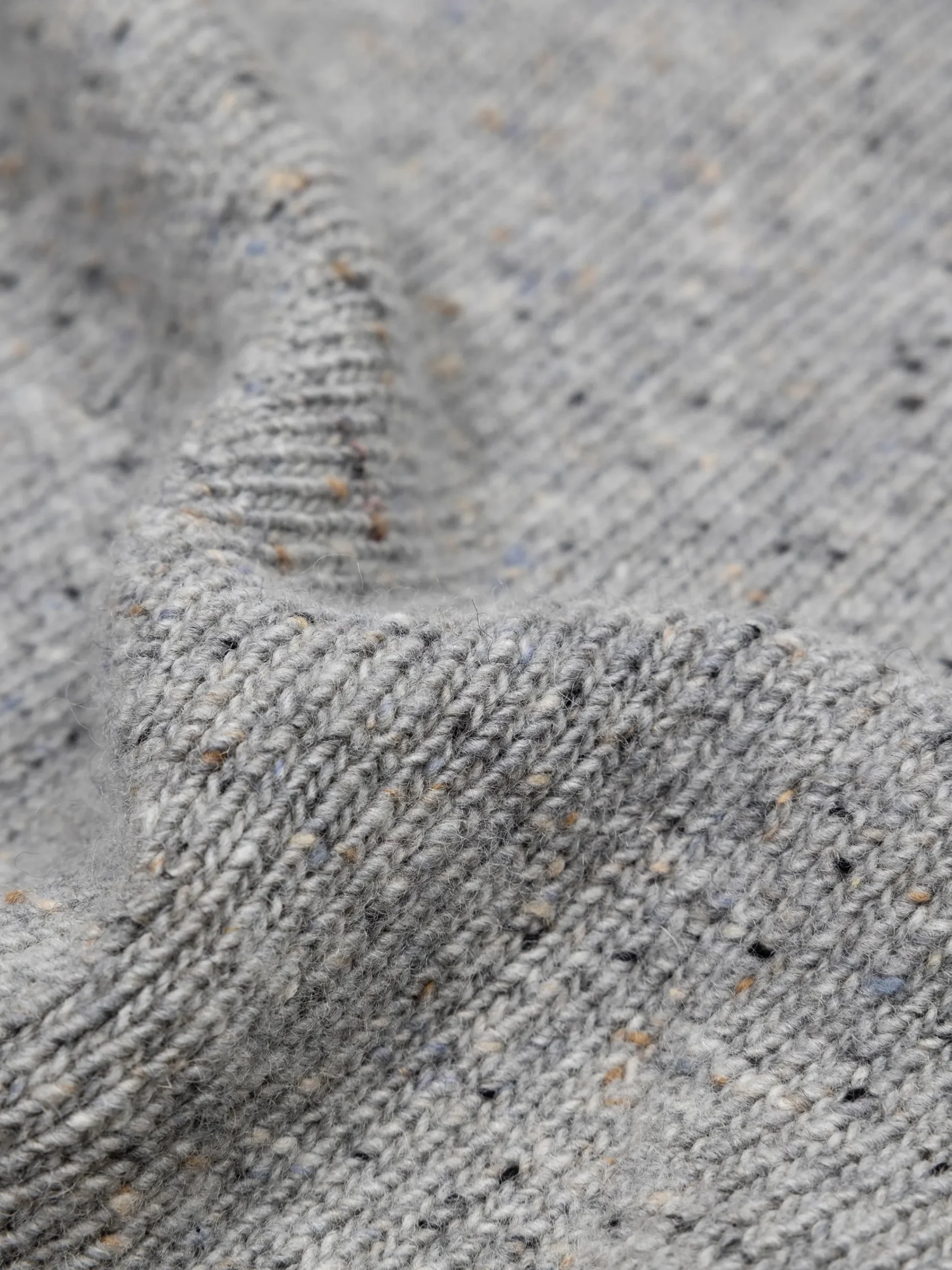 Fashion Finisterre Women's Farne Crew Neck Knit Sweater GreyMarl