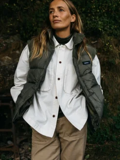 Sale Finisterre Women's Gwavas Overshirt Ecru