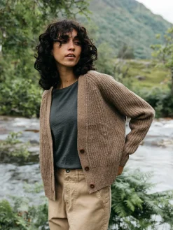 New Finisterre Women's Mora Knit Cardigan EarthBrown