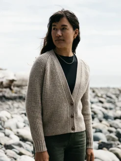 Hot Finisterre Women's Mora Knit Cardigan Oatmeal
