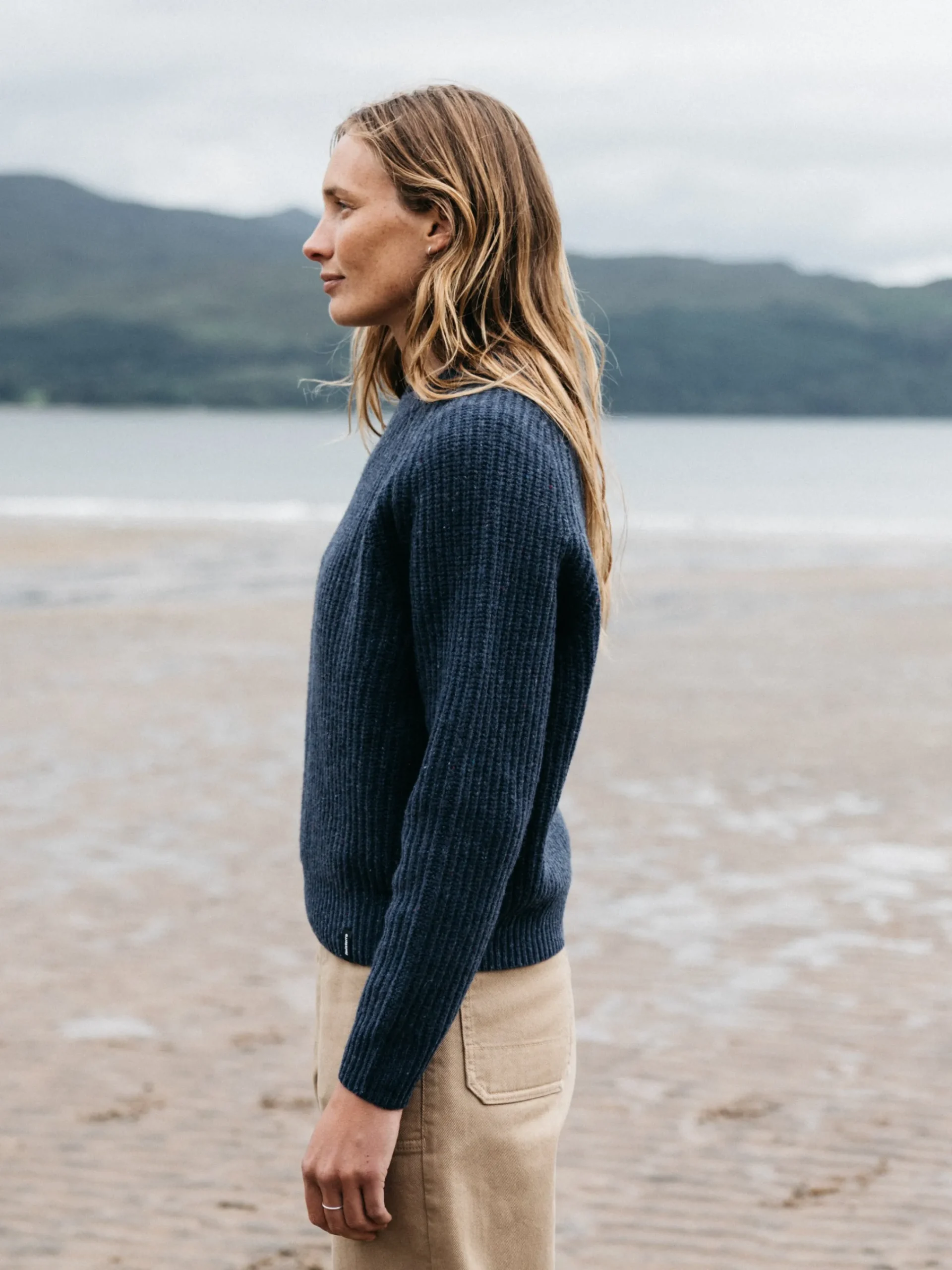 Hot Finisterre Women's Mora Knit Sweater Navy