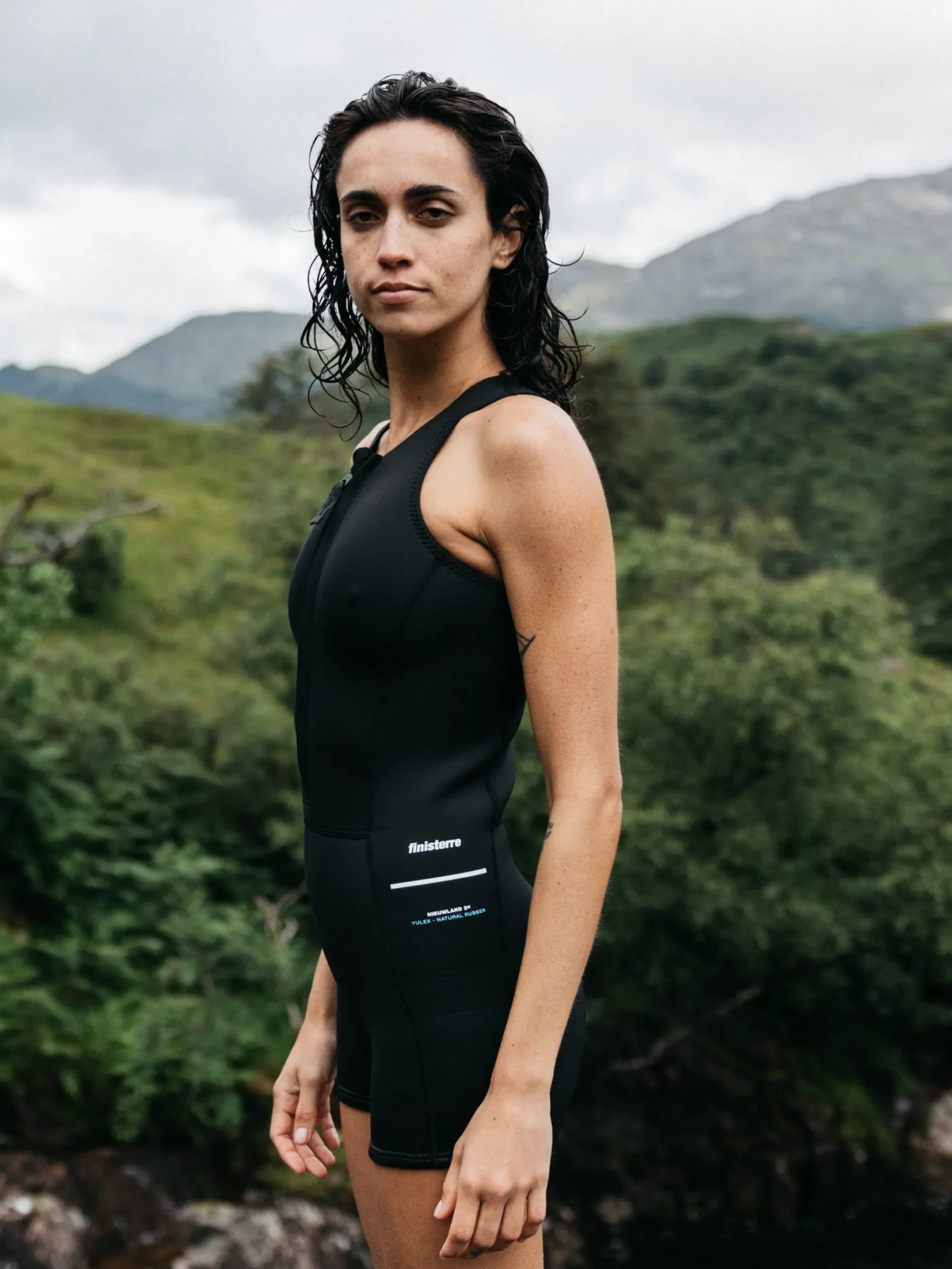 Discount Finisterre Women's Nieuwland 2mm Yulex® Sleeveless Spring Suit Black