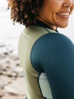 Hot Finisterre Women's Nieuwland 2mm Yulex® Long Sleeve Top Teal/Khaki/Aqua