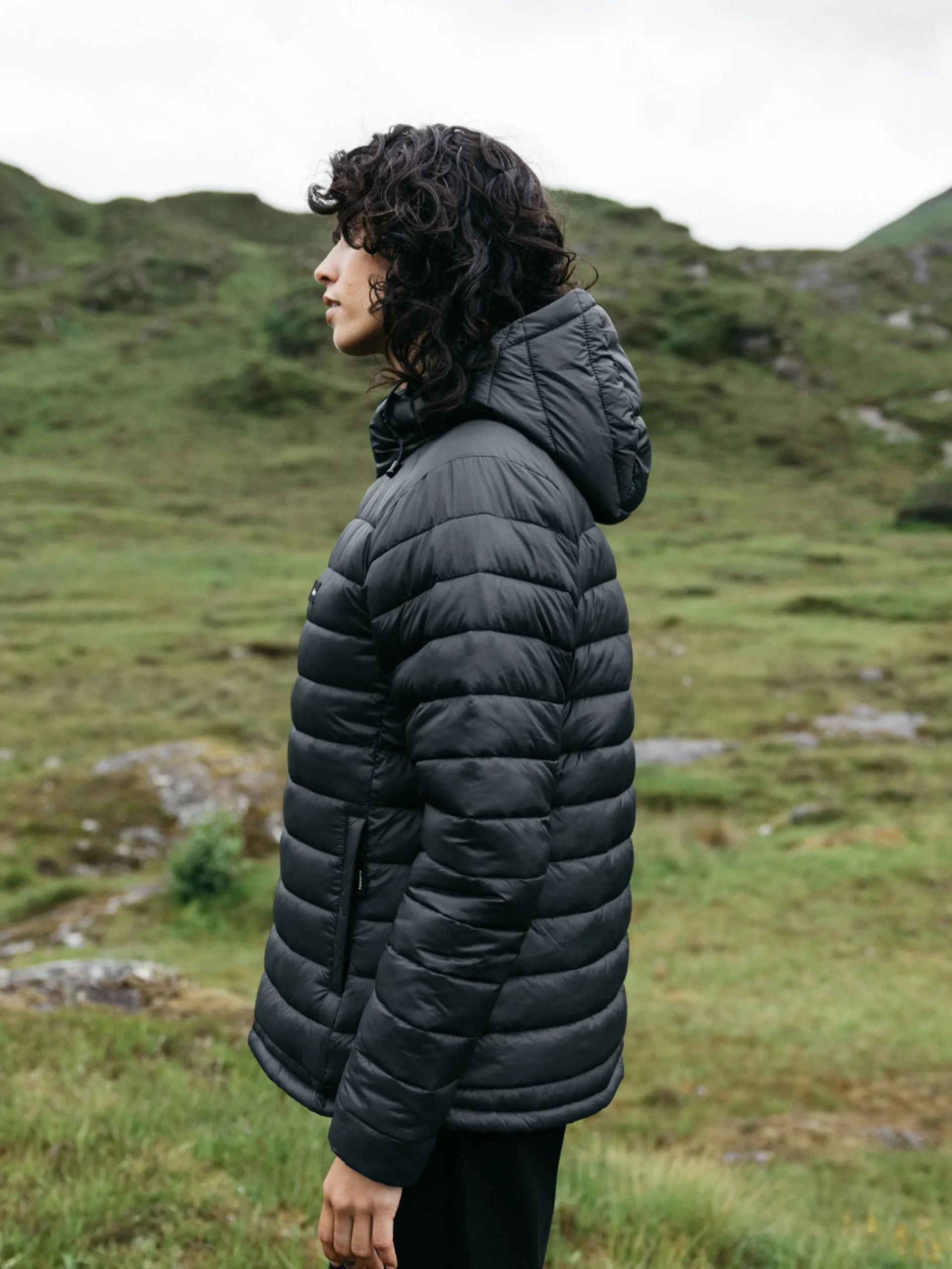 Fashion Finisterre Women's Nimbus Hooded Jacket Black