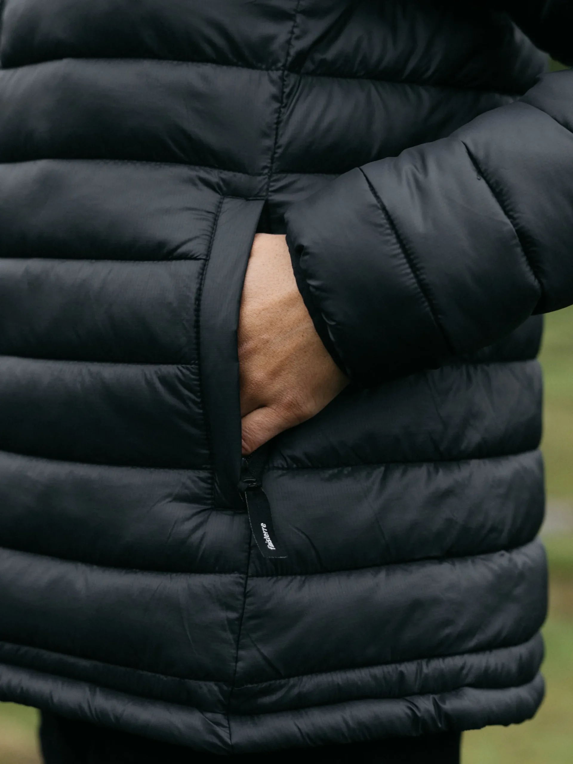 Fashion Finisterre Women's Nimbus Hooded Jacket Black