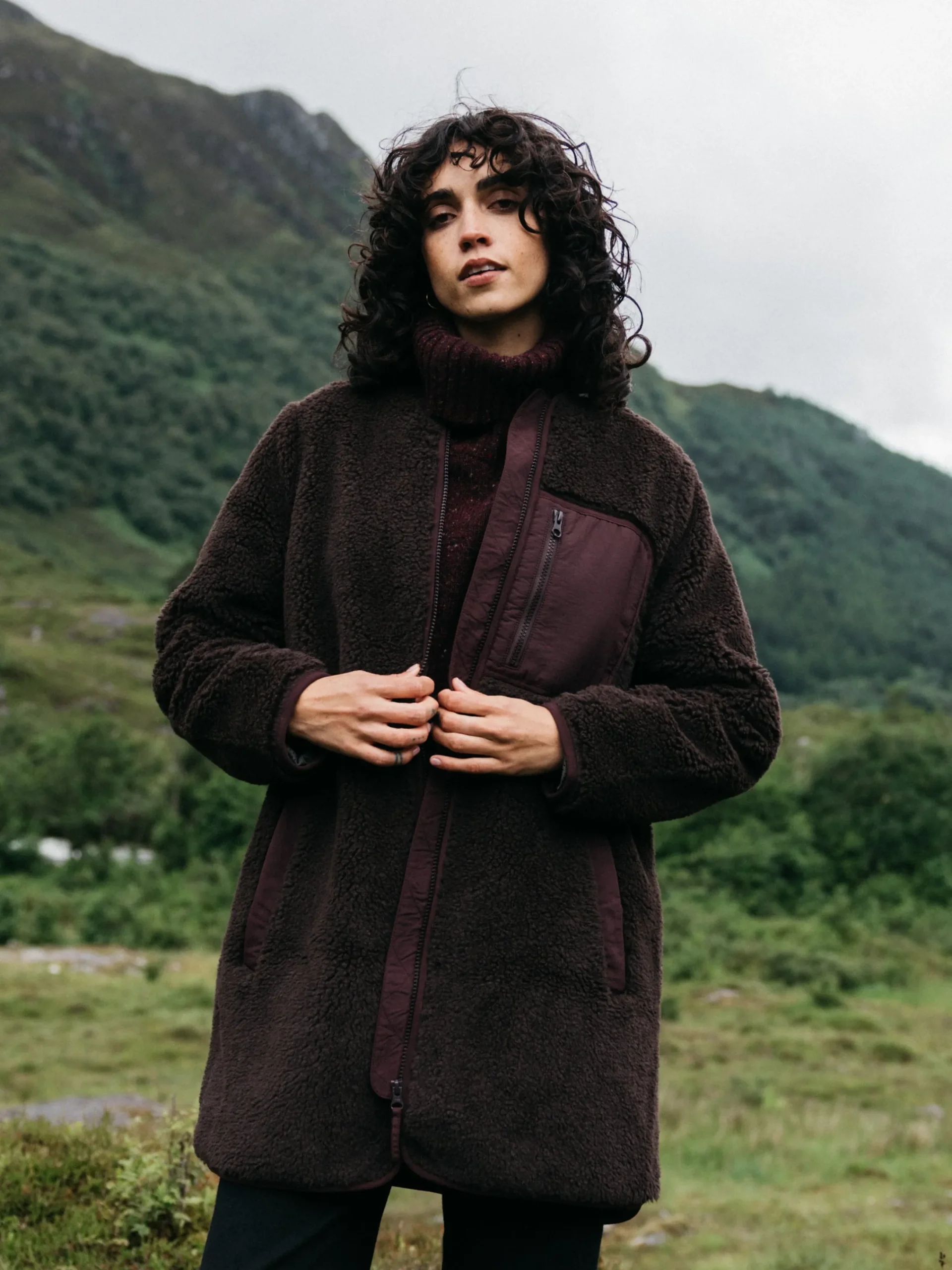 Outlet Finisterre Women's Orsik Fleece Longline Jacket SealBrown