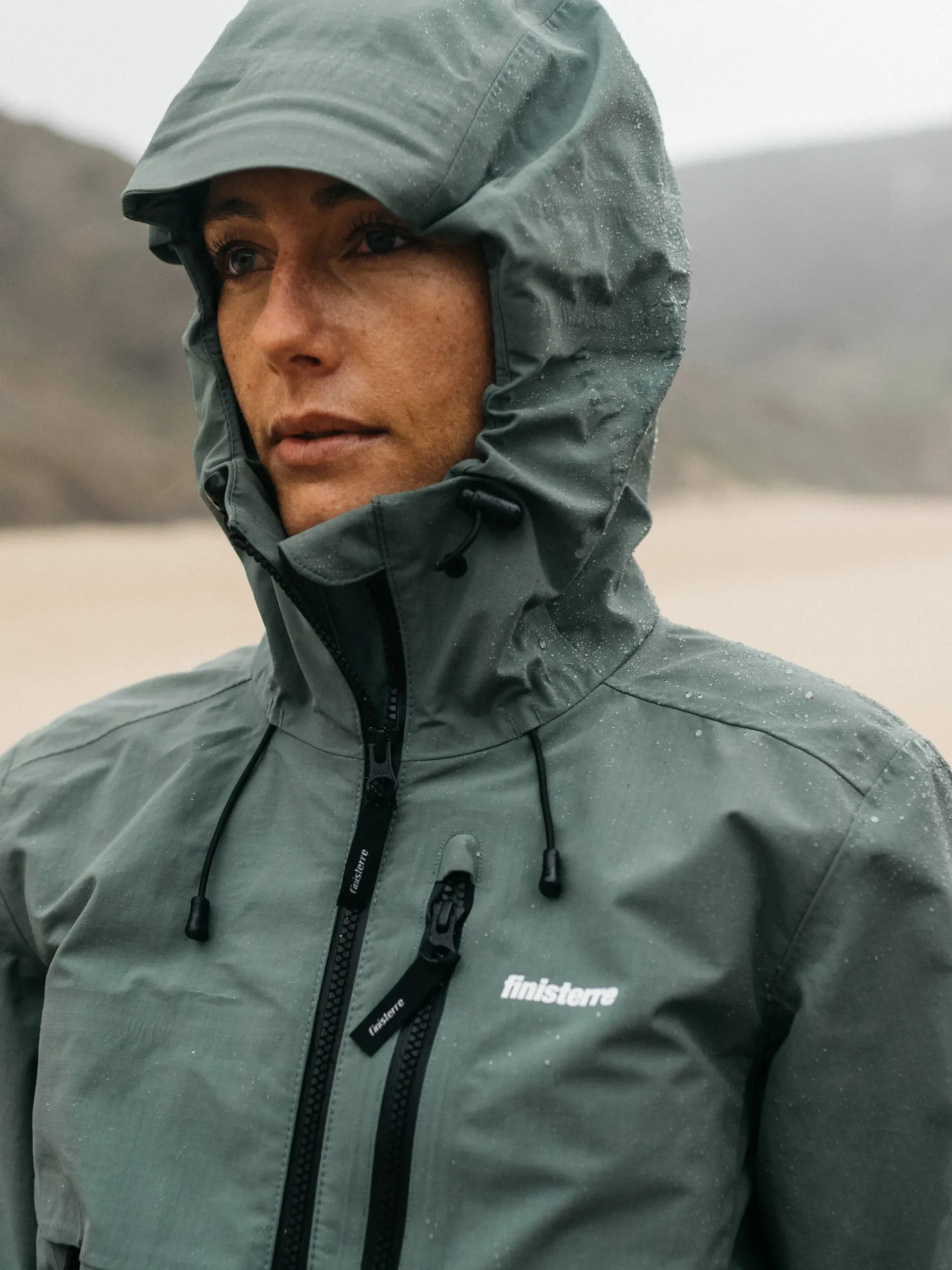 Fashion Finisterre Women's Stormbird Waterproof Jacket DeepSea