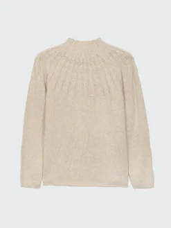 Fashion Finisterre Women's Stornoway Cable Yoke Sweater Oatmeal